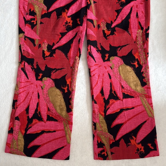 J. Crew | High-waisted Kickout Crop Pant in Palm-Print Grasscloth Pink/Black 12 - Picture 3 of 12